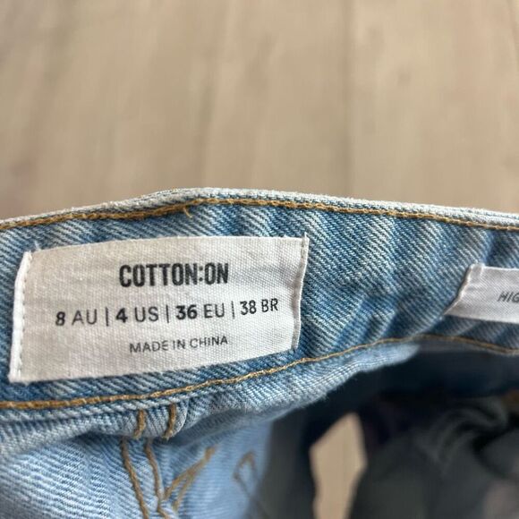 Cotton on women’s high rise mom shorts size 4 - Picture 7 of 9